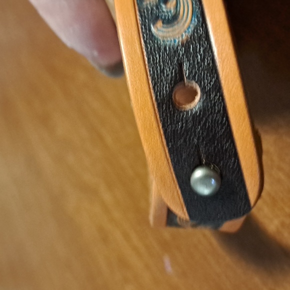 Justin Leather Bracelet with Black and Tan Design - Picture 4 of 4